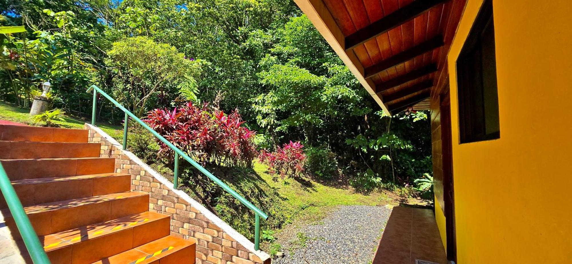 Heliconias Rainforest Lodge Bijagua Eksteriør bilde